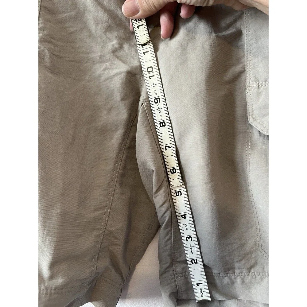 The North Face Cargo Hiking Shorts Mens Small Khaki Nylon Belted Outdoor